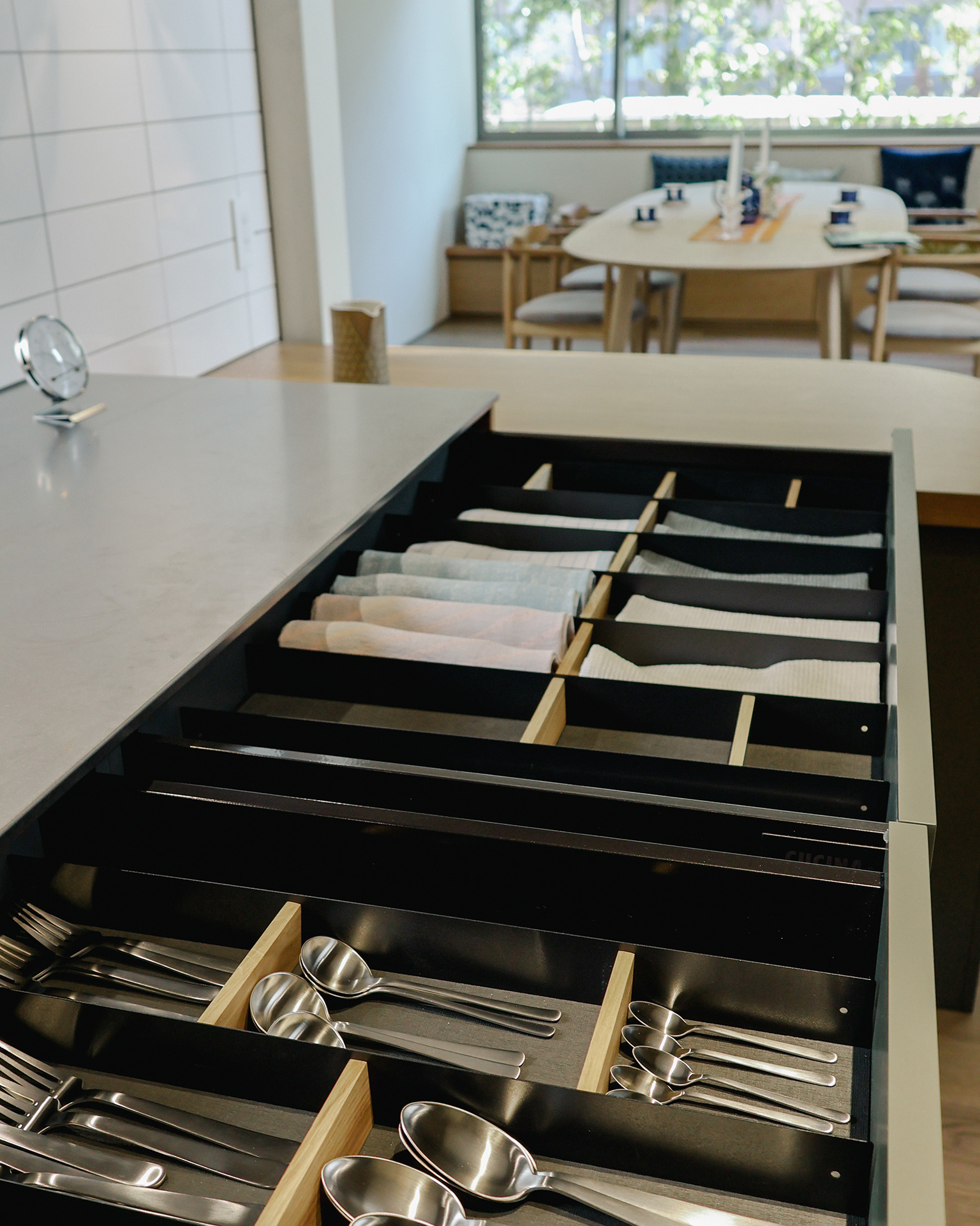 写真:自然を感じる私だけのキッチン