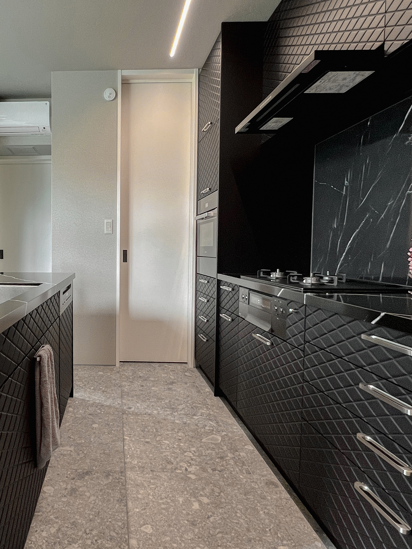 写真:人と同じはつまらない、私だけのキッチン