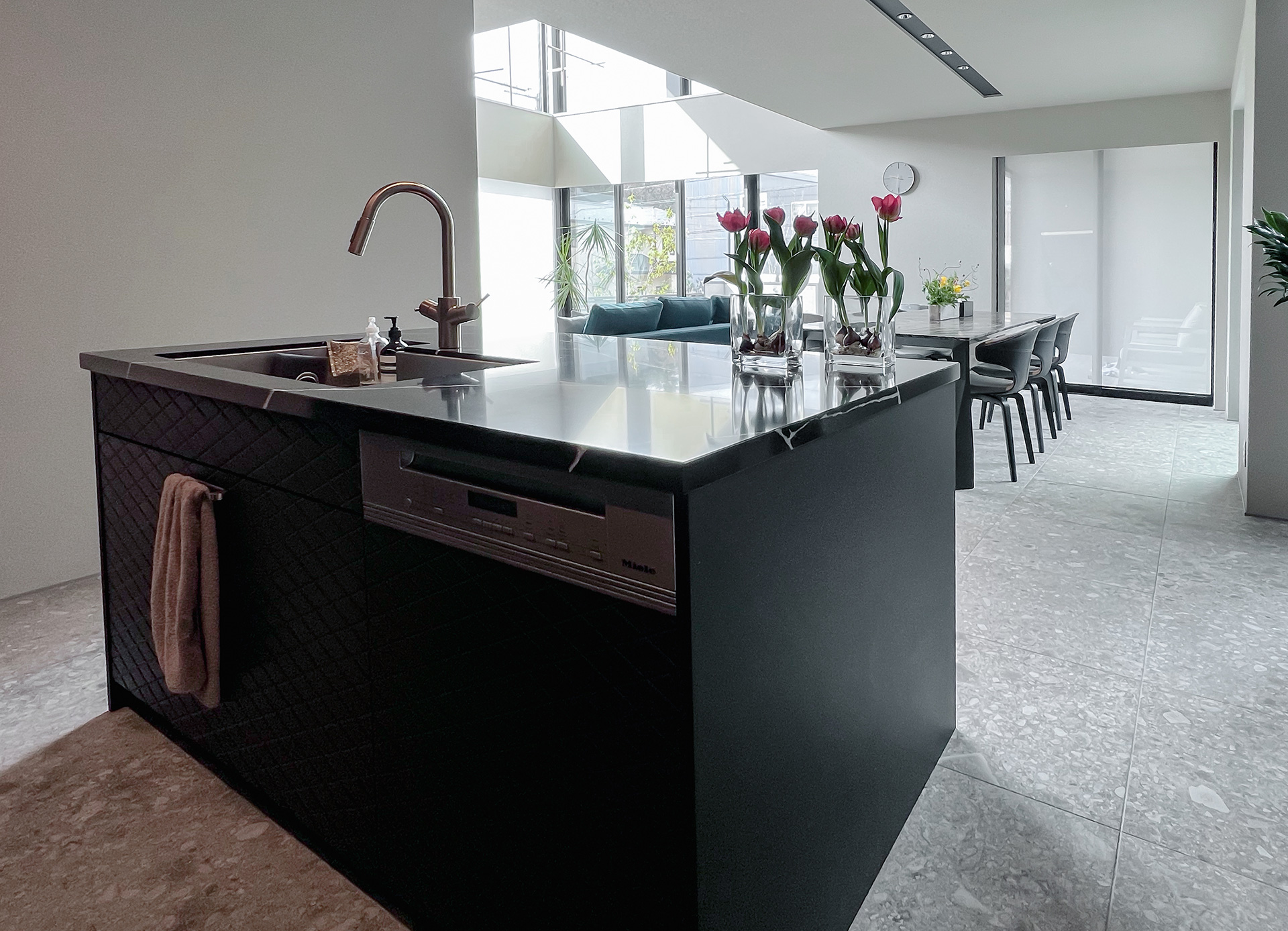 写真:人と同じはつまらない、私だけのキッチン