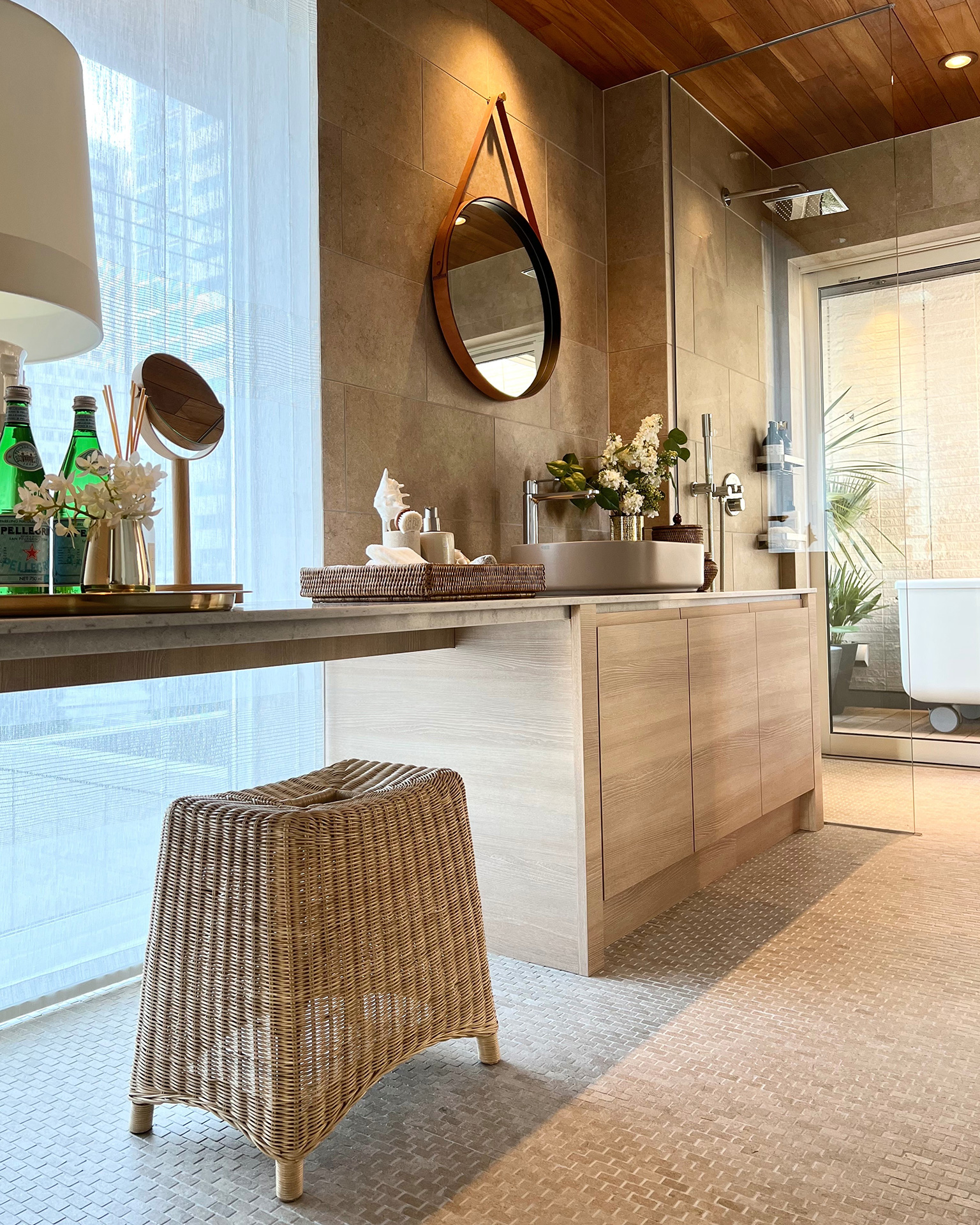 安らぎを感じる癒しのドレッサー洗面