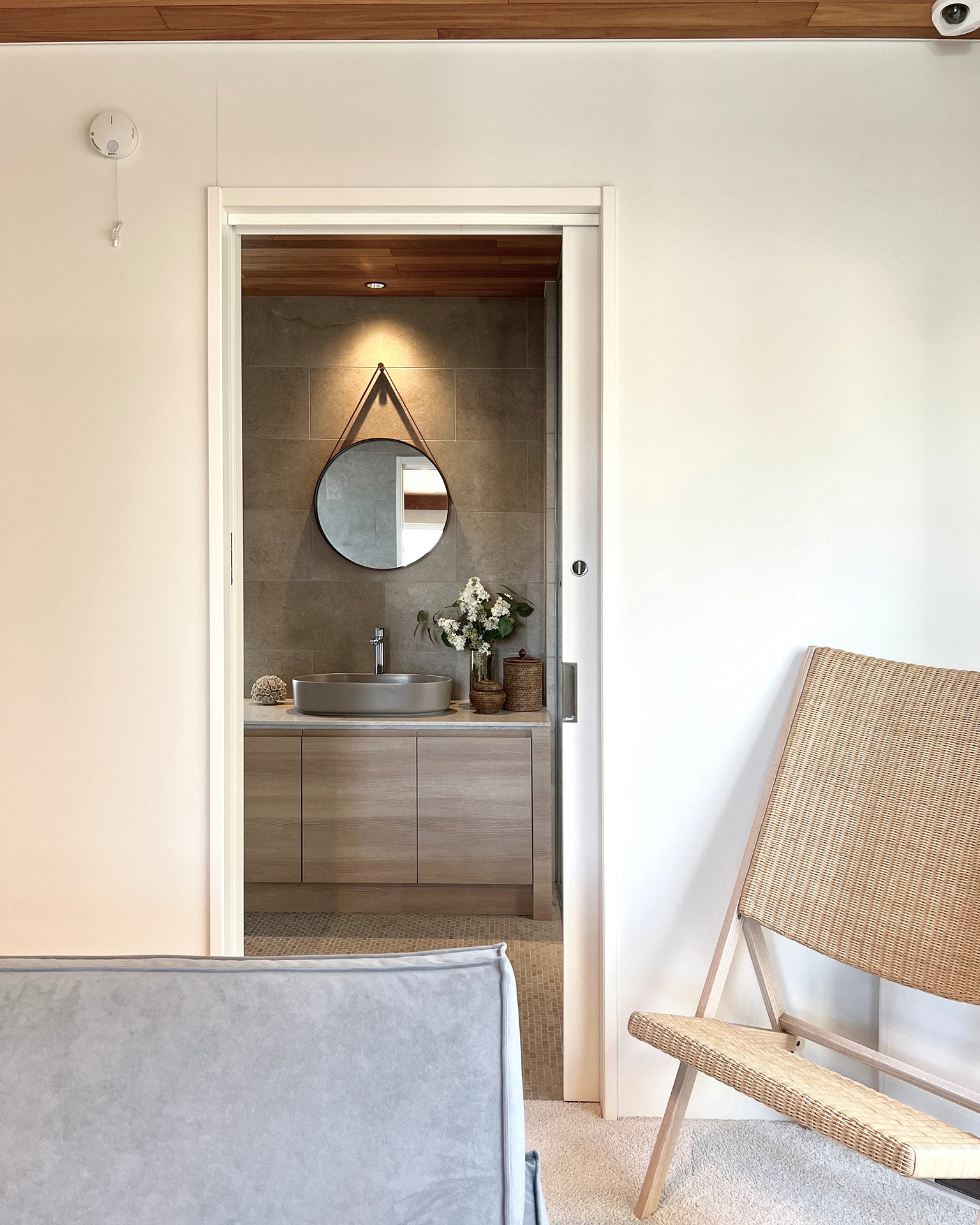 写真：安らぎを感じる癒しのドレッサー洗面