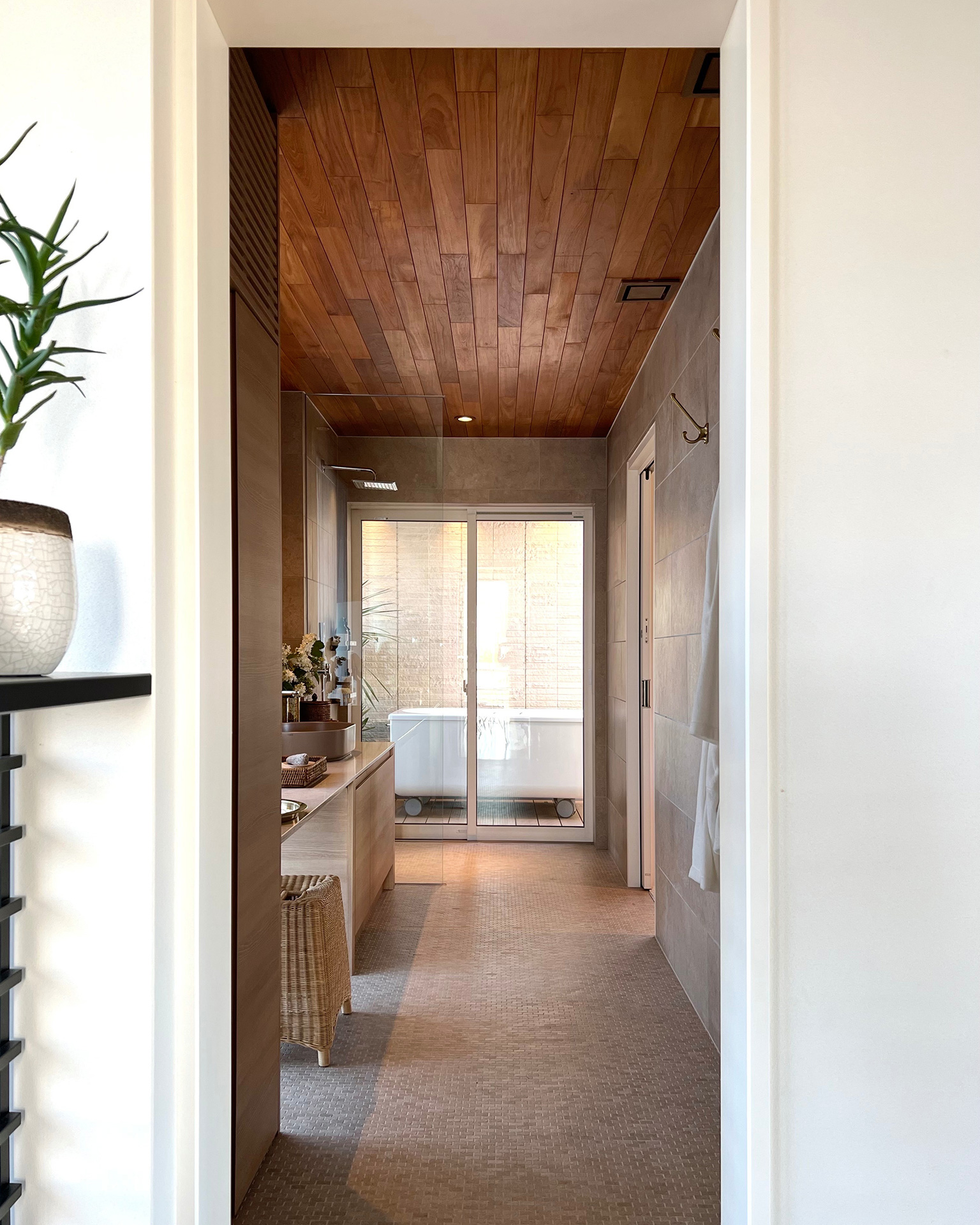 写真：安らぎを感じる癒しのドレッサー洗面