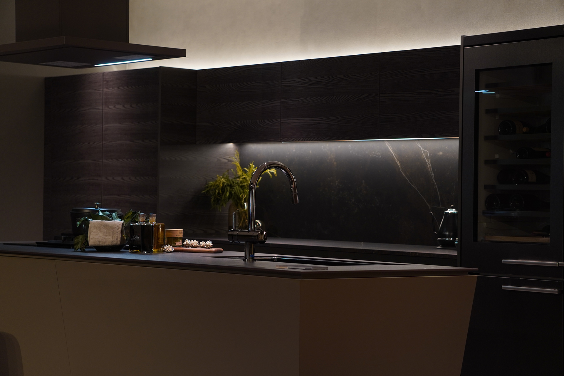 写真:オーダーキッチンが生み出す造形美