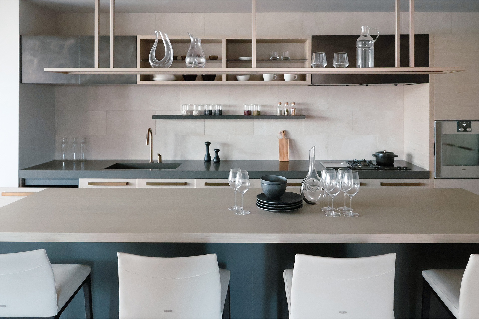 写真:ラグジュアリーなリゾートスタイル