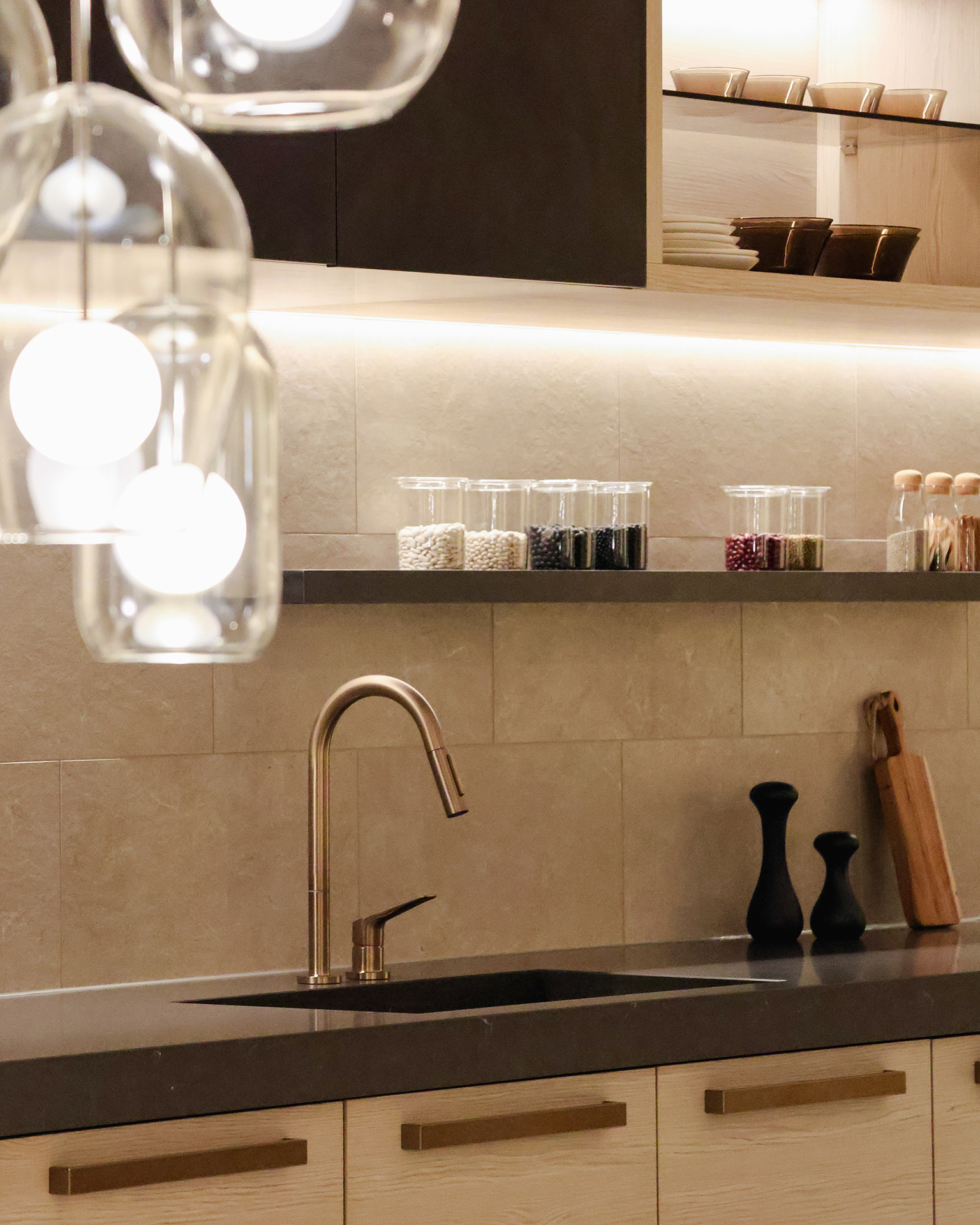 写真:ラグジュアリーなリゾートスタイル