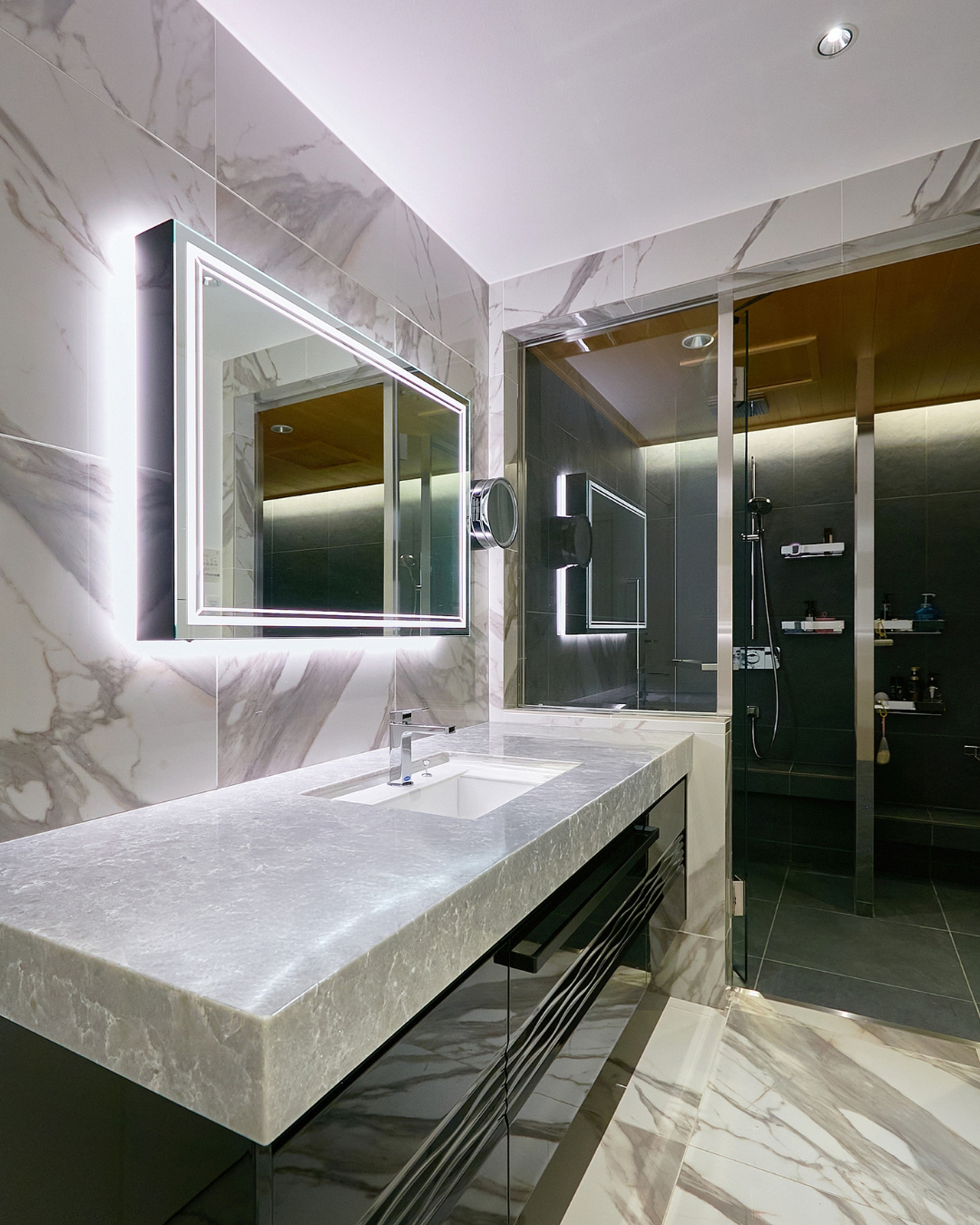 上質で華やかなホテルライク洗面