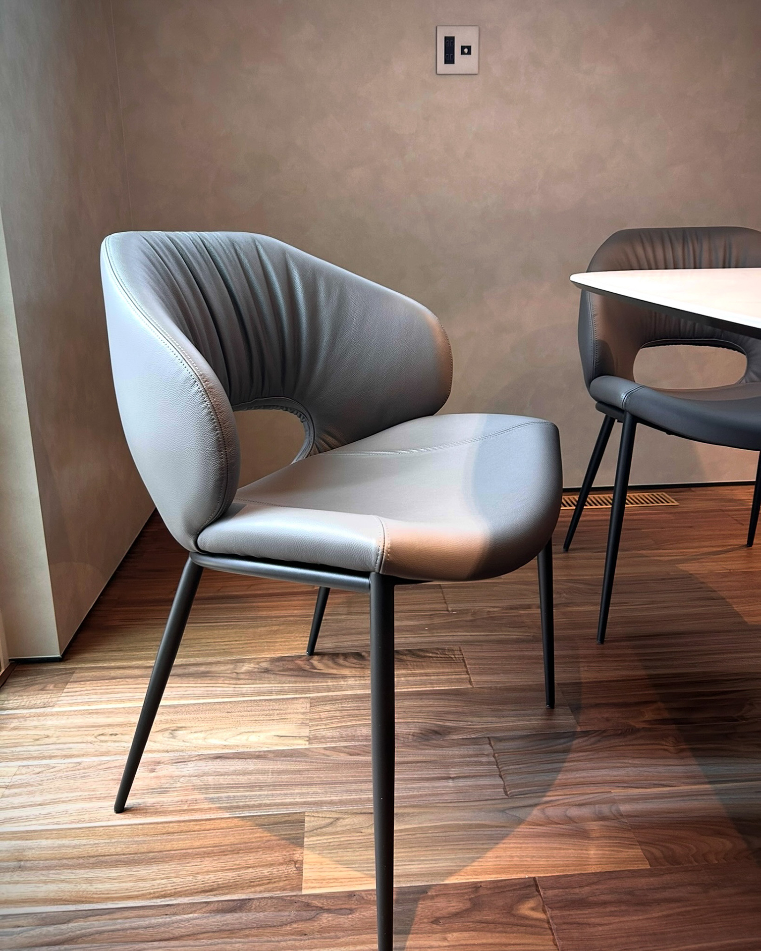 写真：イタリアを感じるトータルコーディネート