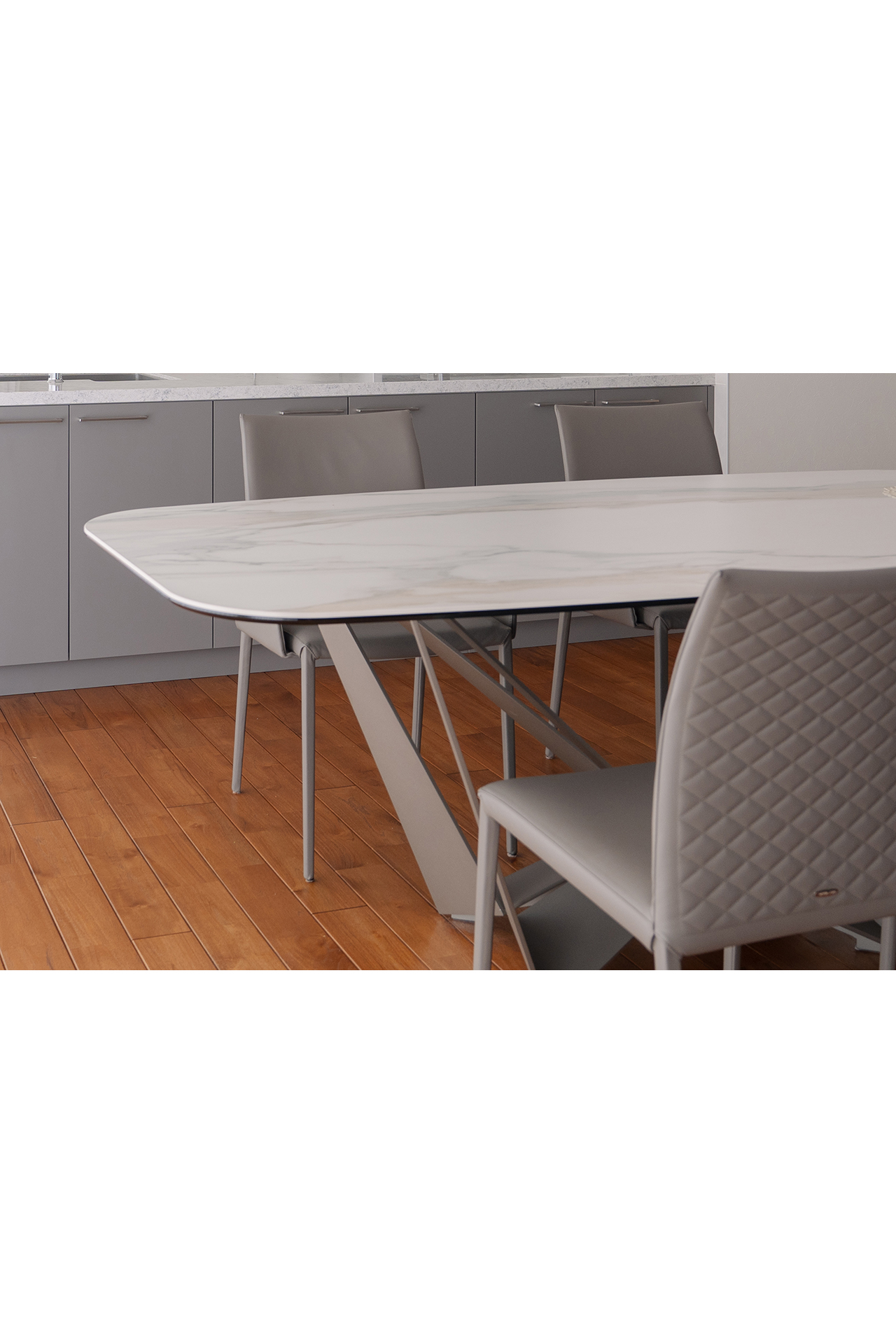 写真:イタリアモダンに魅せられて