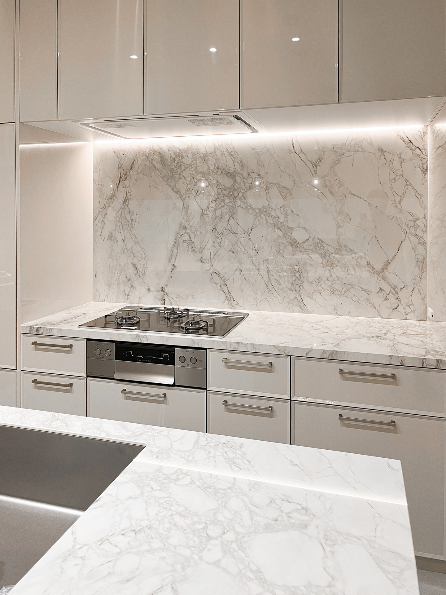 写真:エレガントさとやわらかさを感じる空間