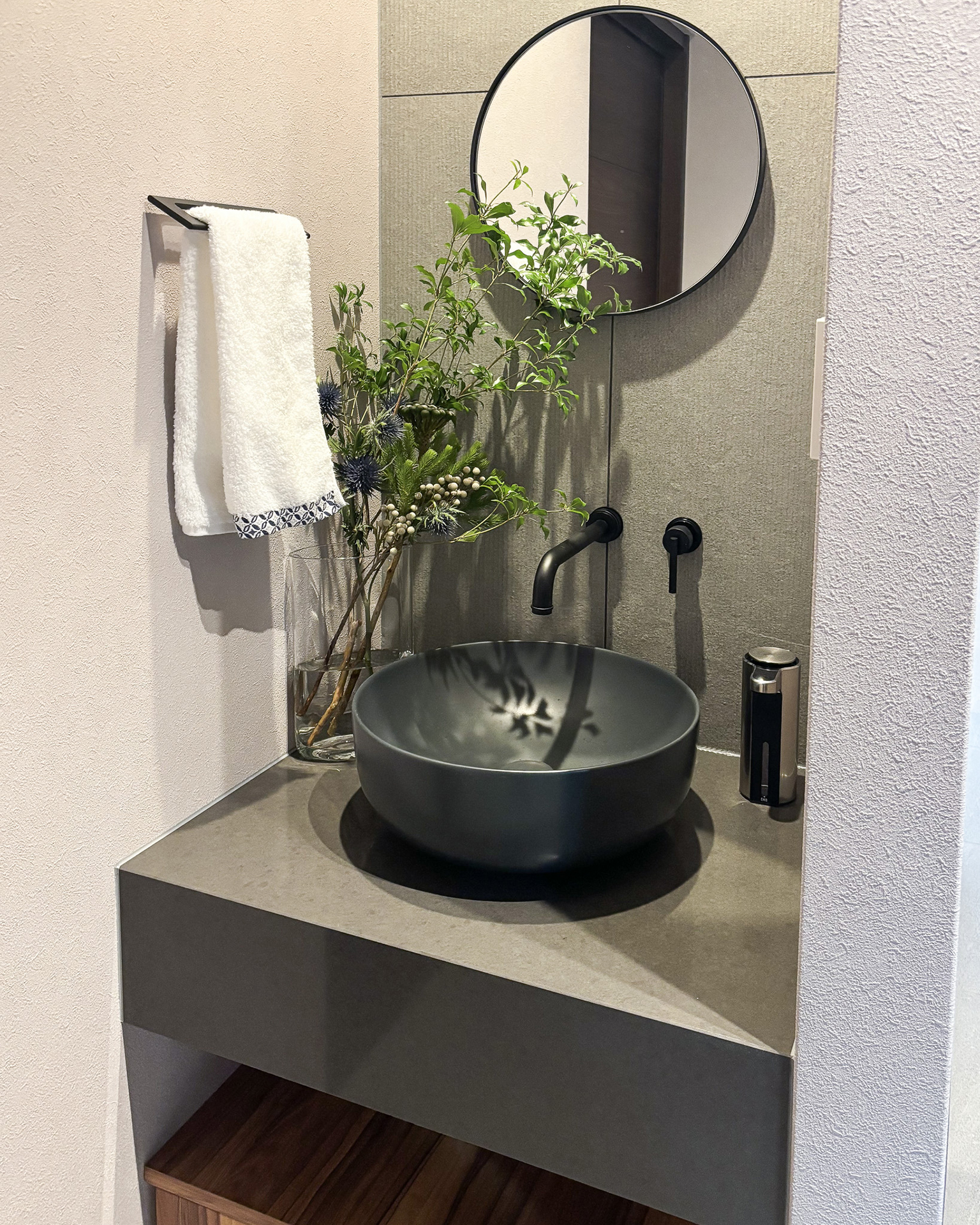 ゆったりと過ごせるラグジュアリー洗面