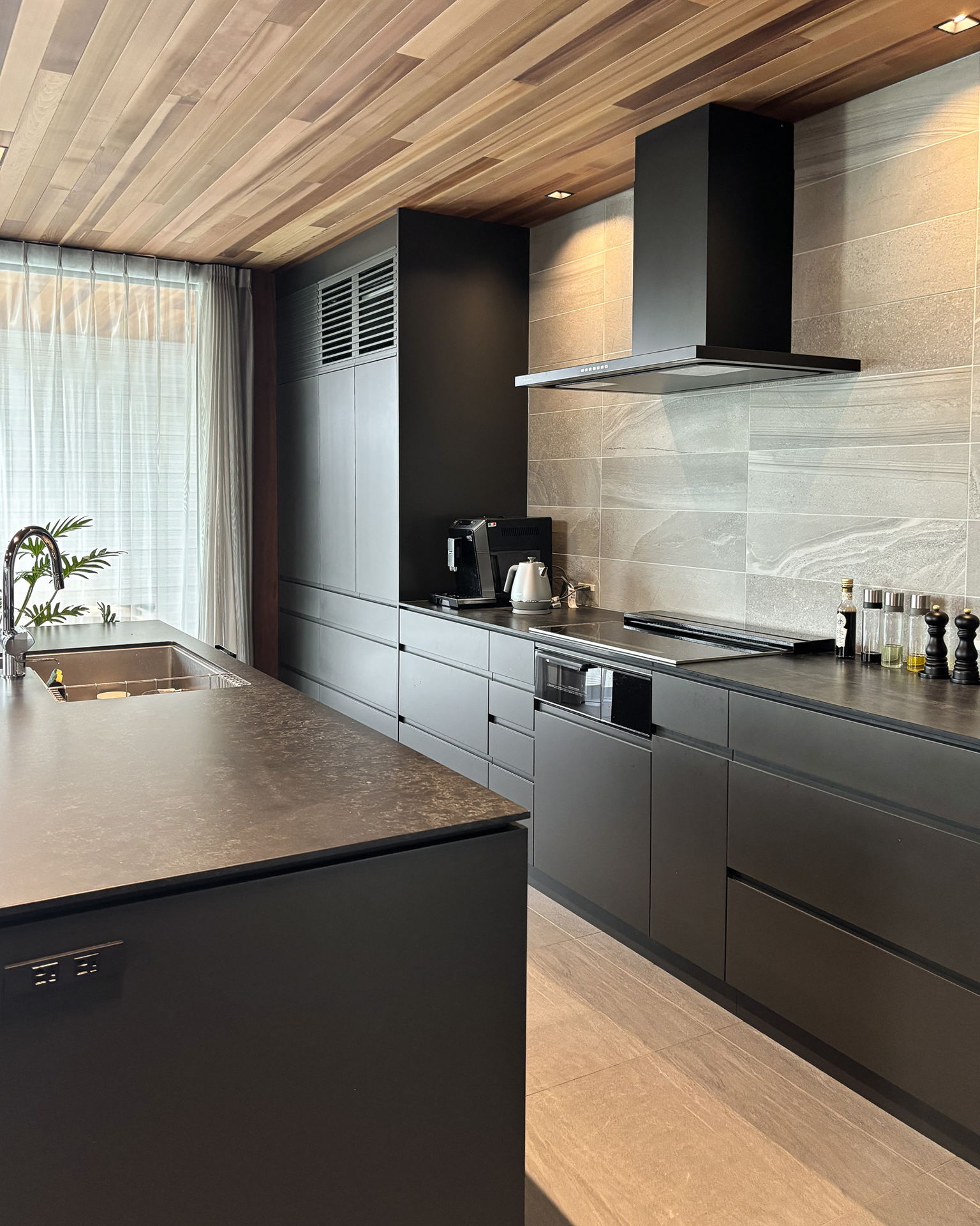 写真:全てが調和する完成されたインテリア