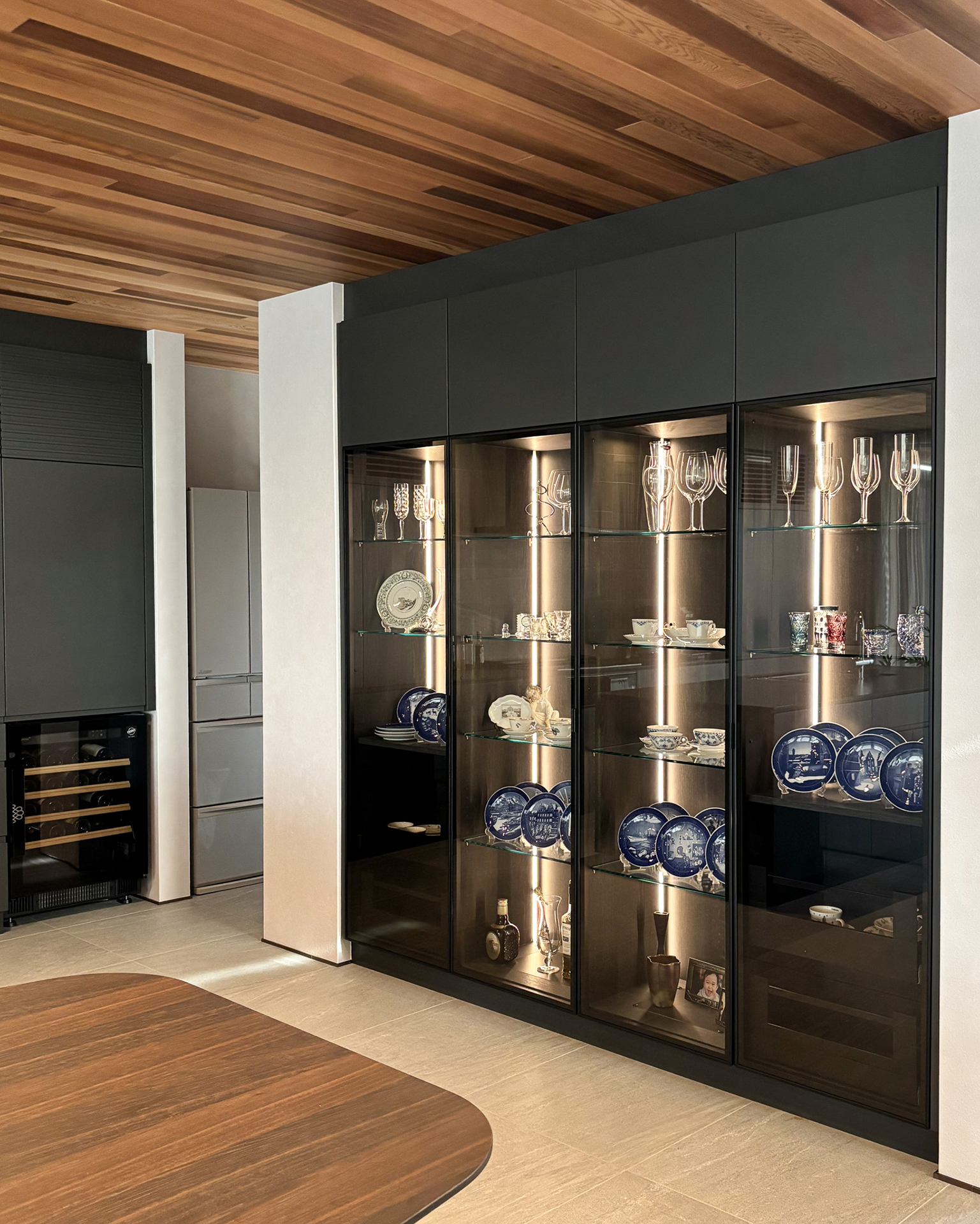 写真:全てが調和する完成されたインテリア