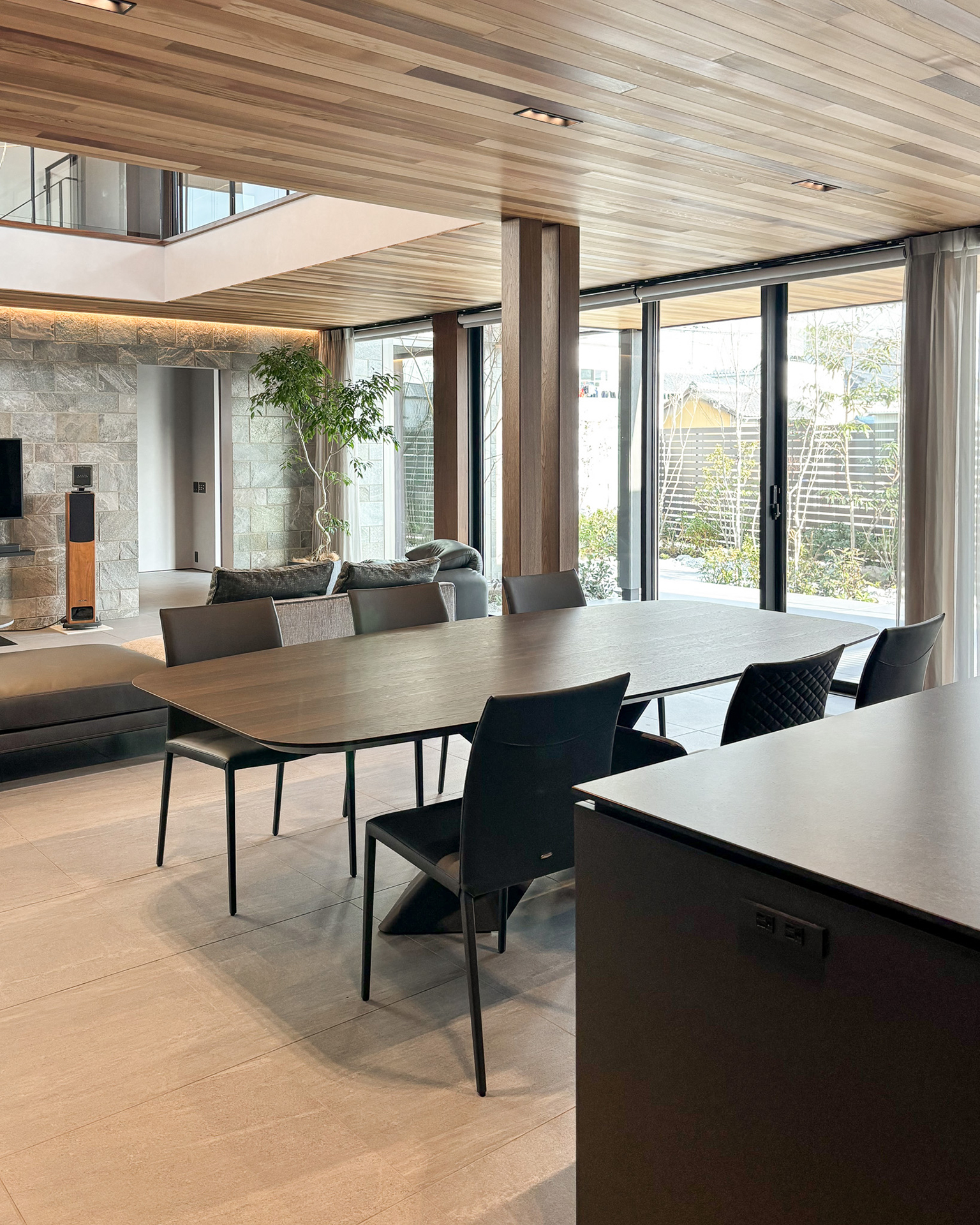 写真:全てが調和する完成されたインテリア