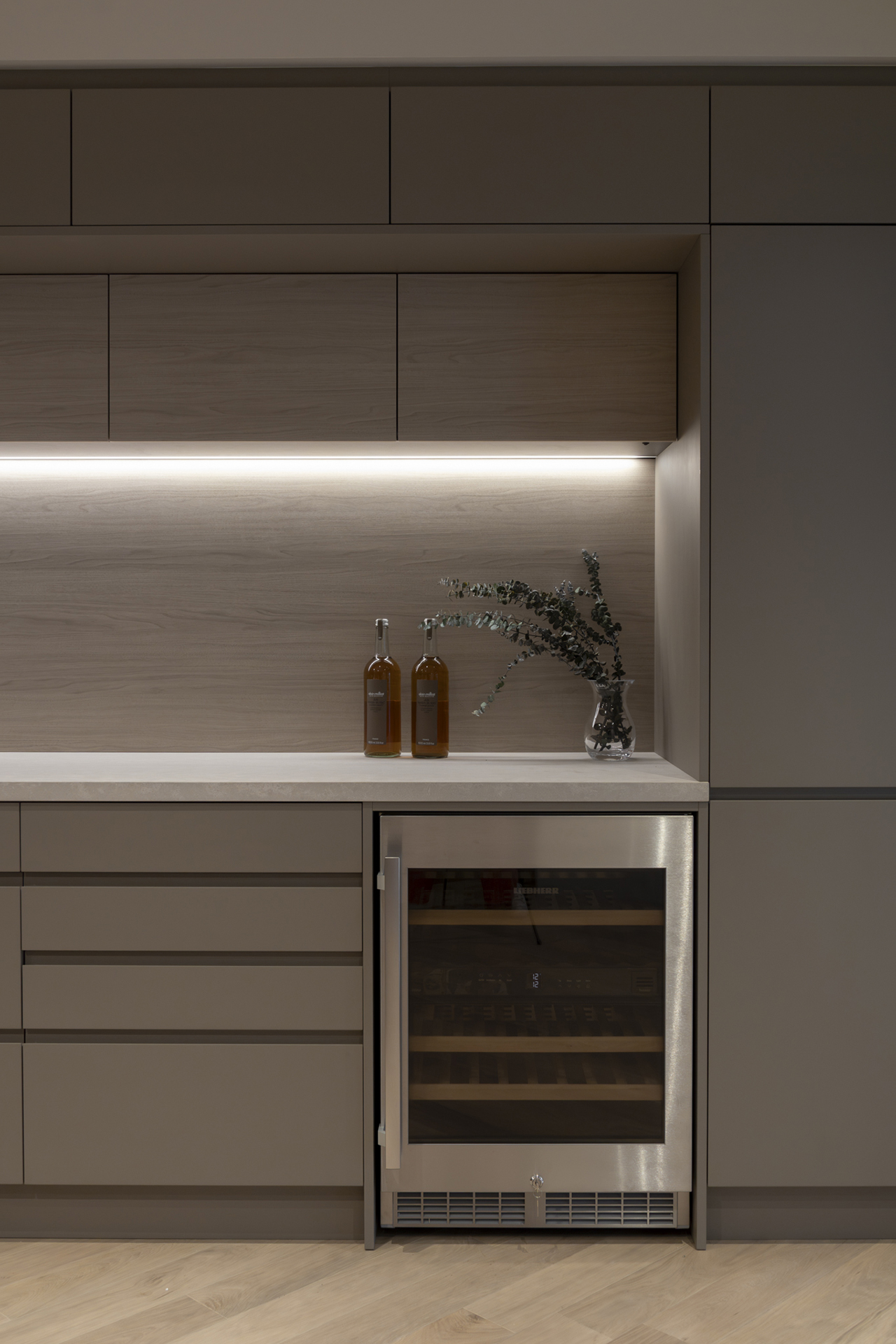 写真:さりげないデザインが映えるモダンスタイル