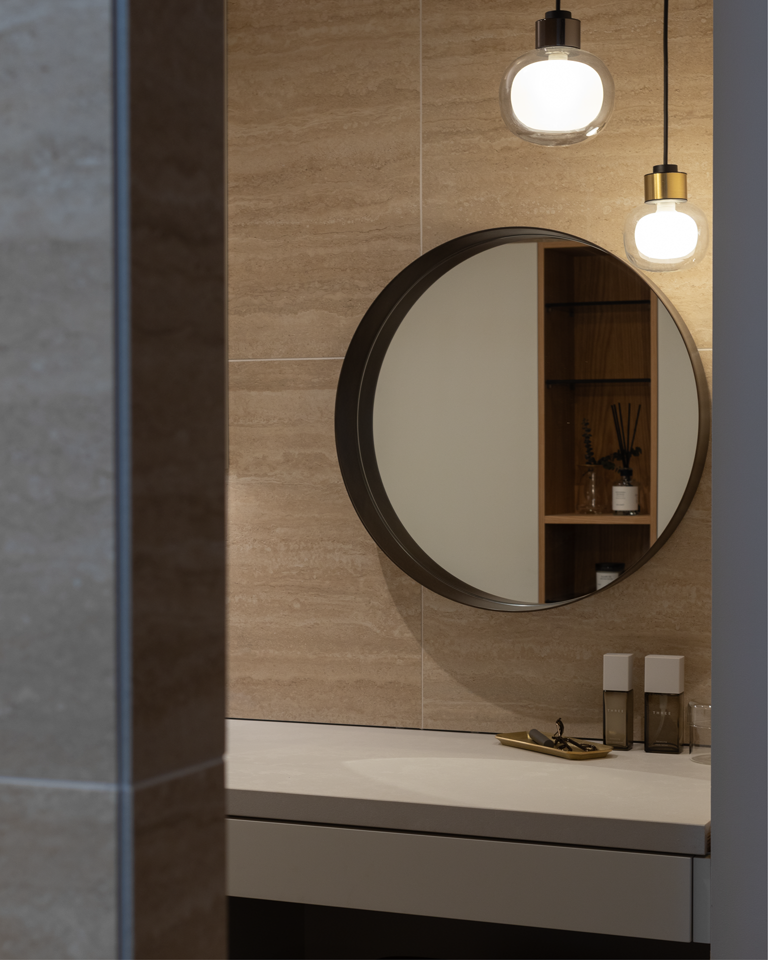 写真:毎日を豊かにするゆとりの洗面空間