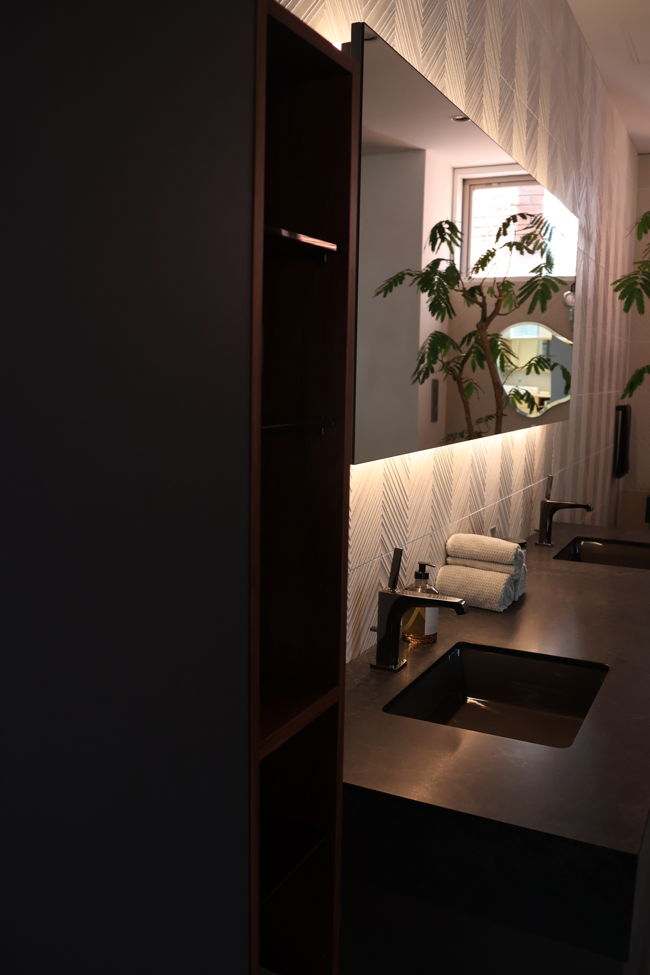 洗練されたホテルライク洗面