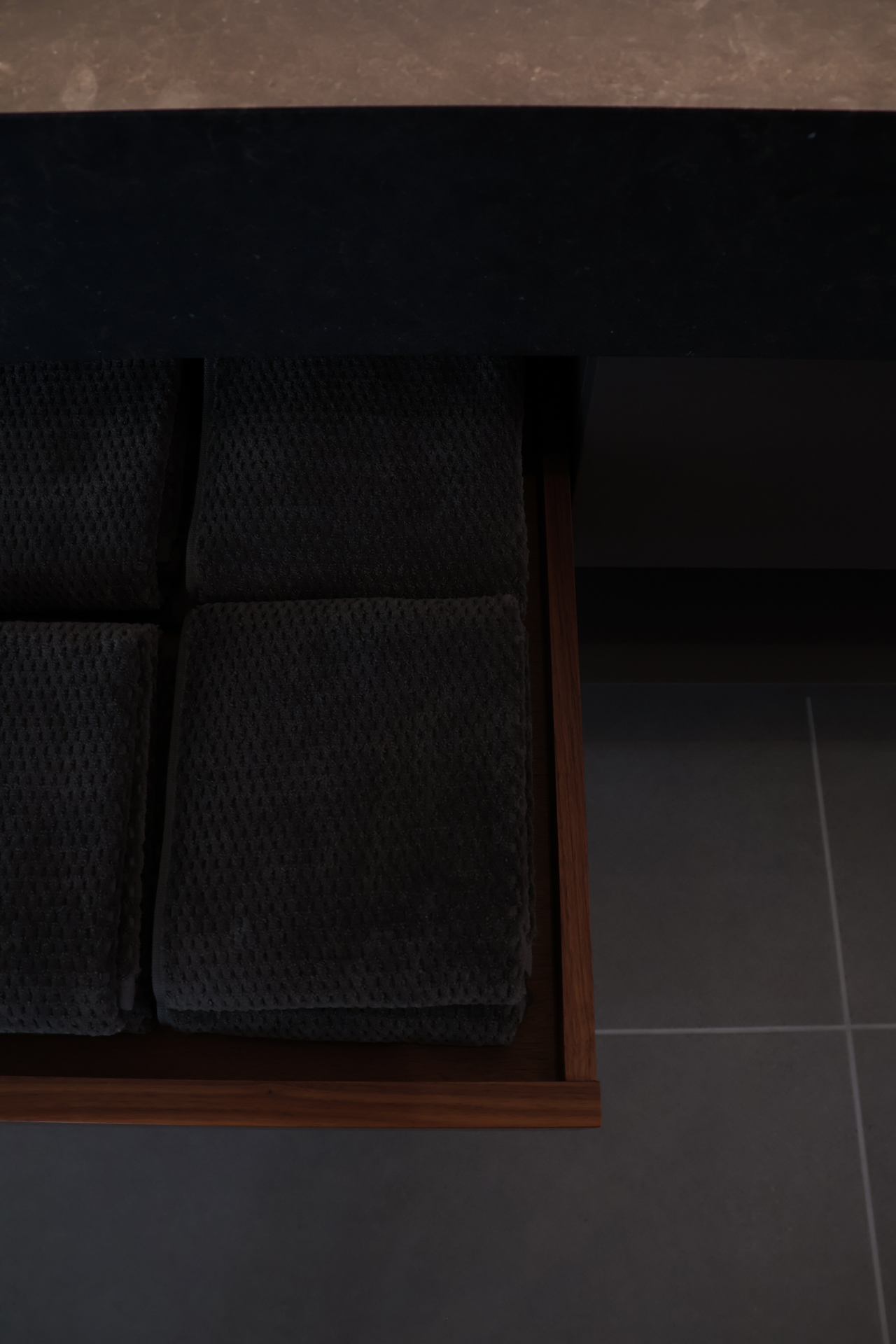 写真：洗練されたホテルライク洗面