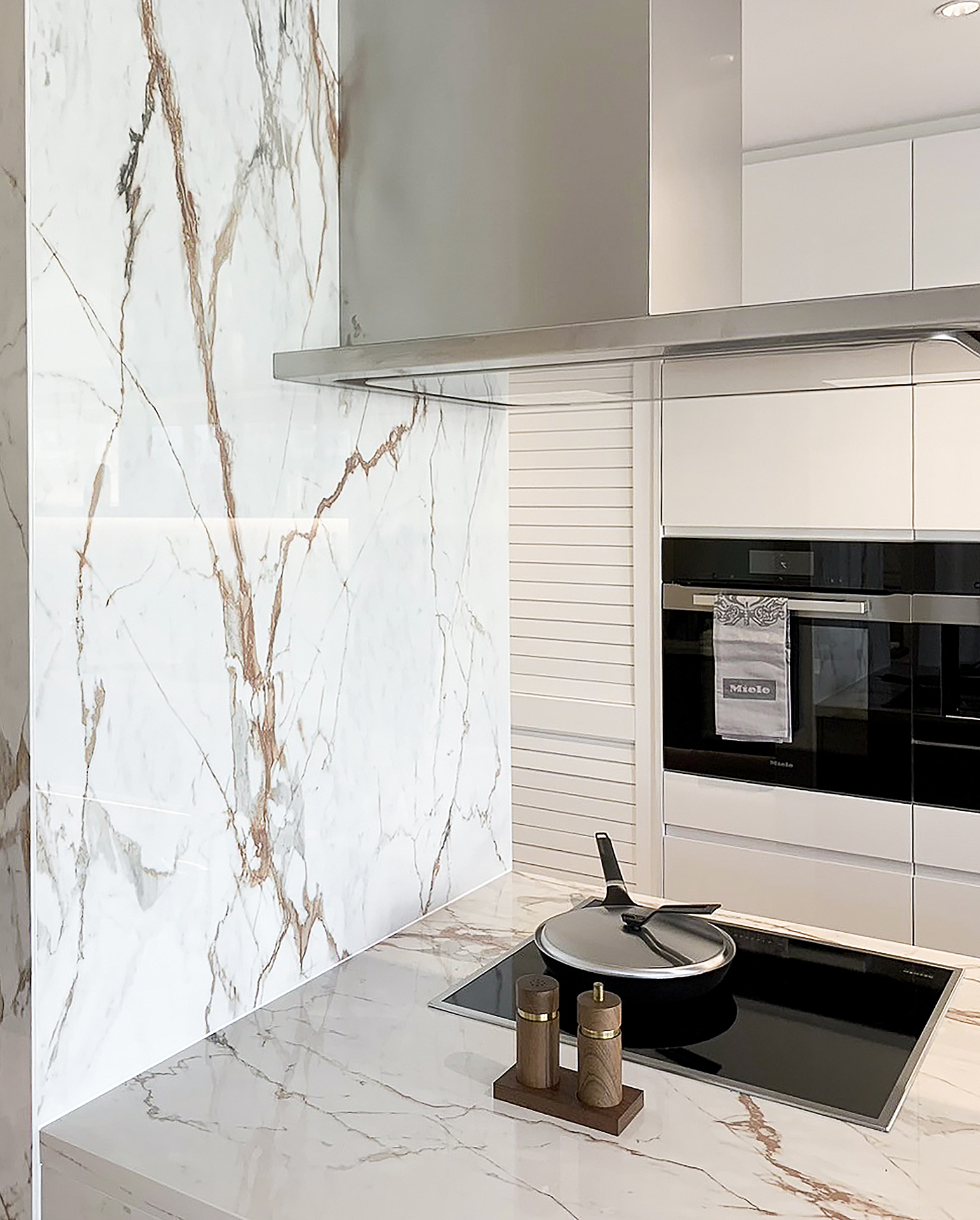 写真:華やかなおもてなし空間