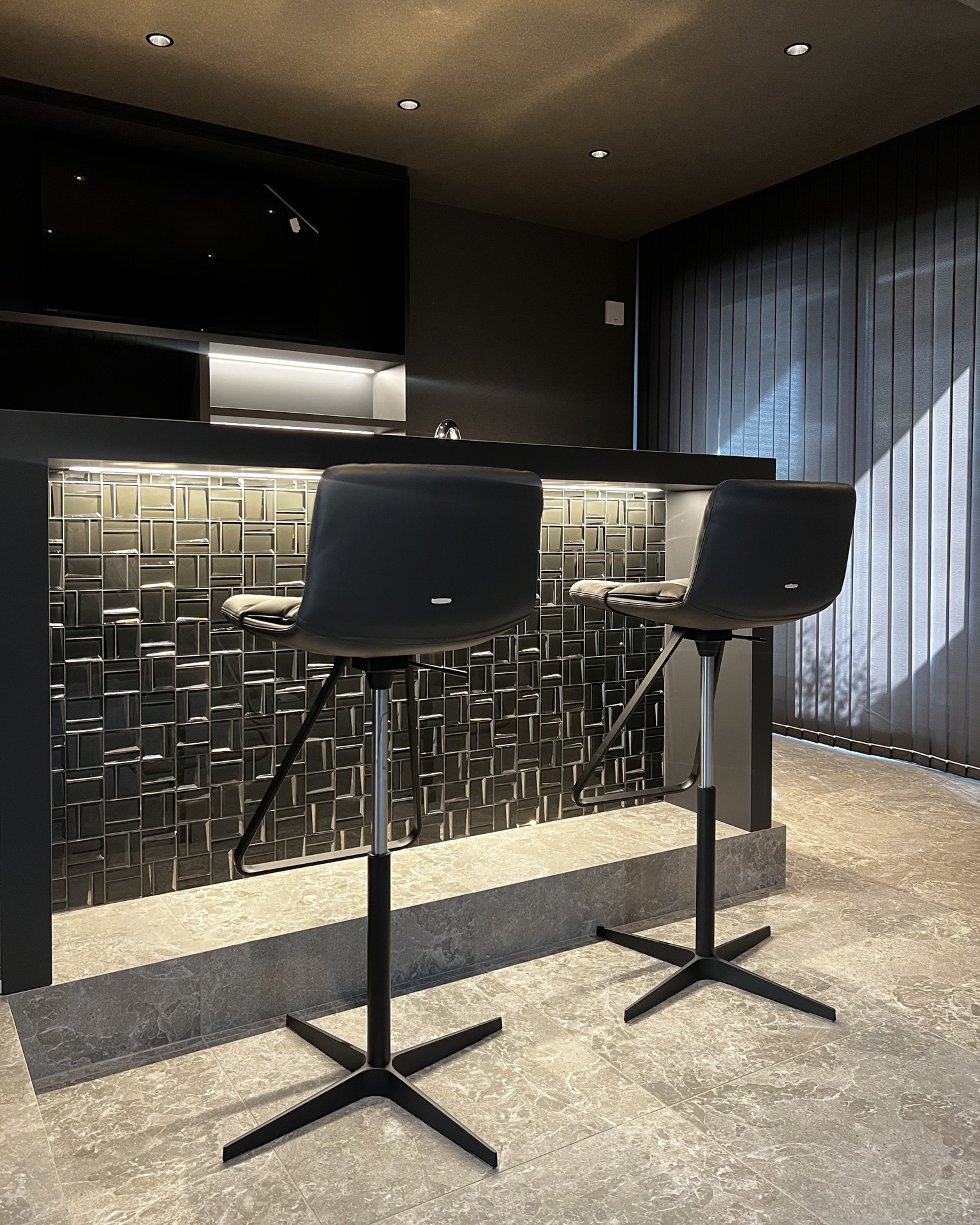 写真:キッチンが中心の上質な暮らし