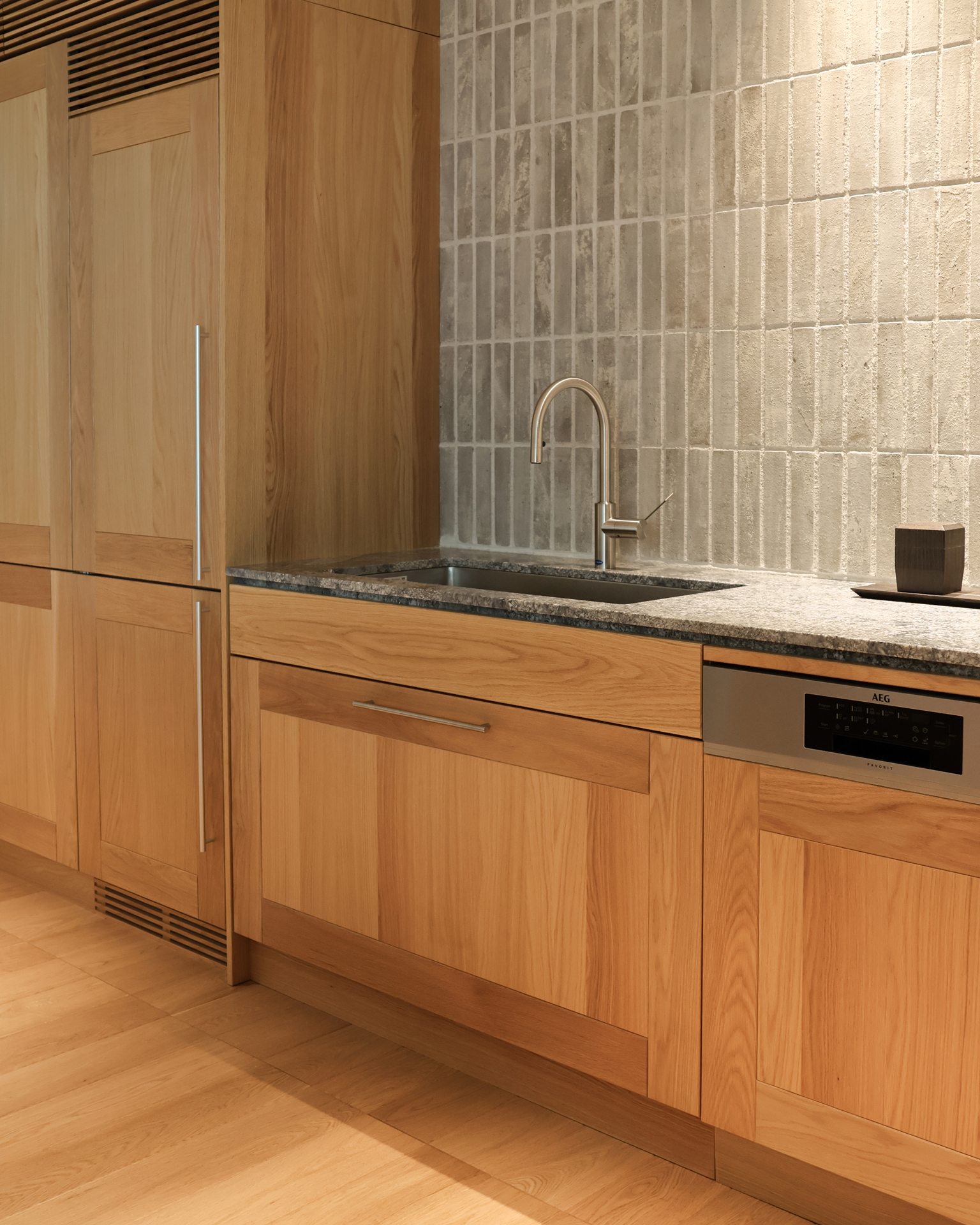 写真：無垢材の表情が息づく心地よさ