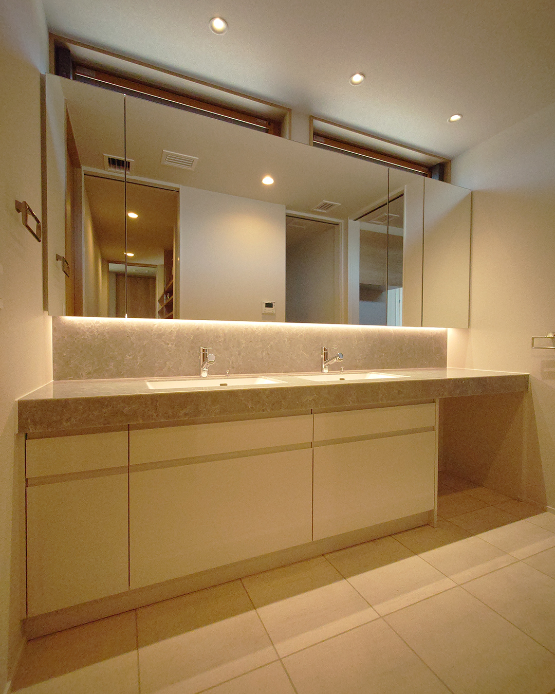 やさしくきらめくホテルライク洗面