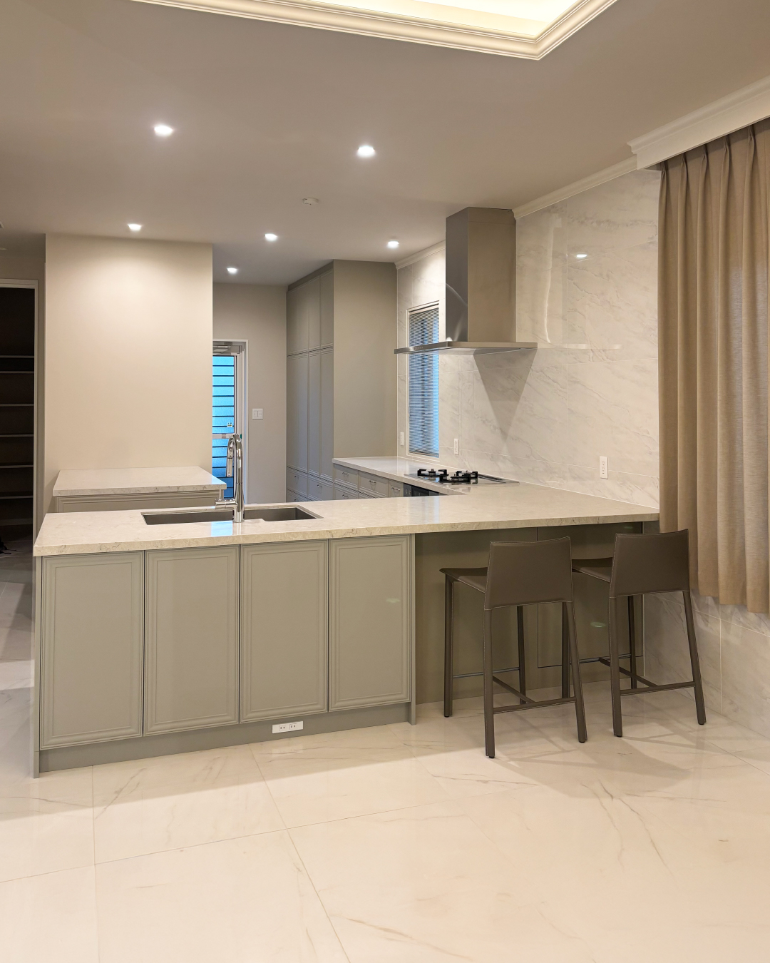 優美な世界観が広がるキッチン