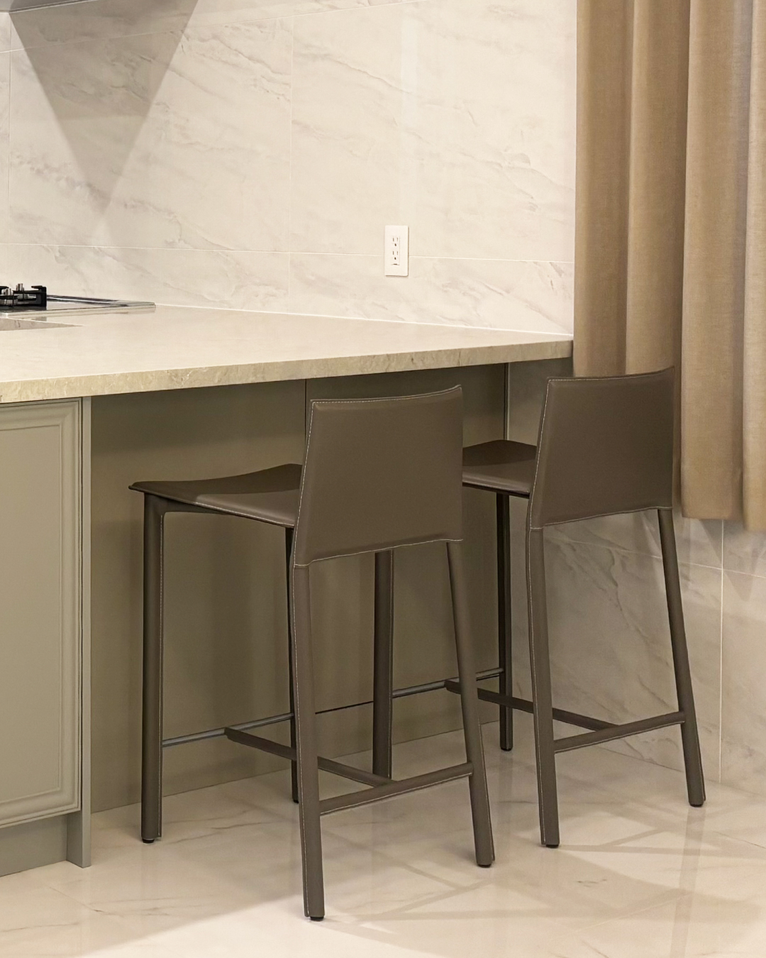 写真：優美な世界観が広がるキッチン