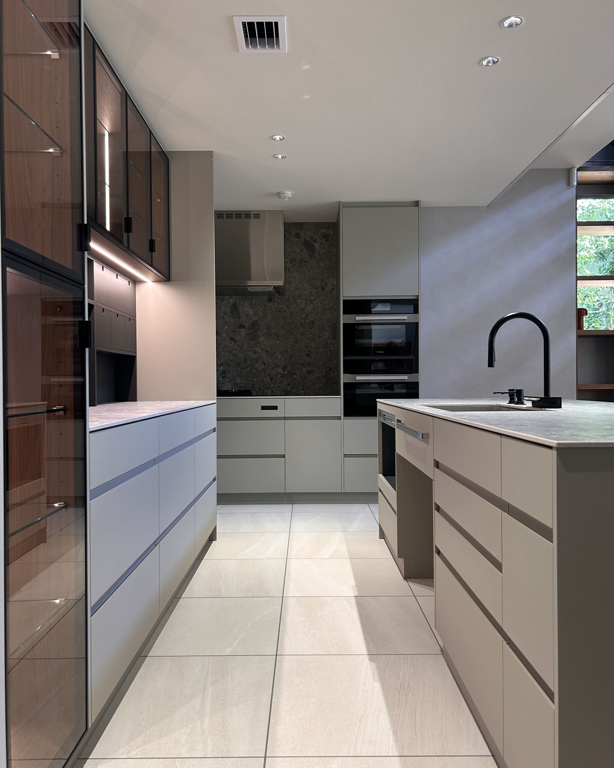 写真：上質な遊び心溢れるミックススタイル