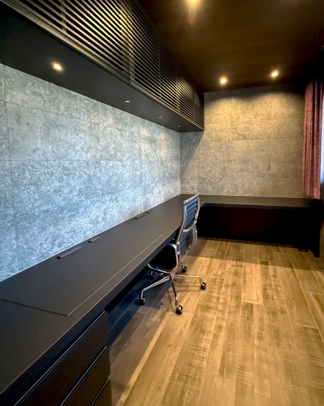 写真：暮らしの空間全てにクチーナを