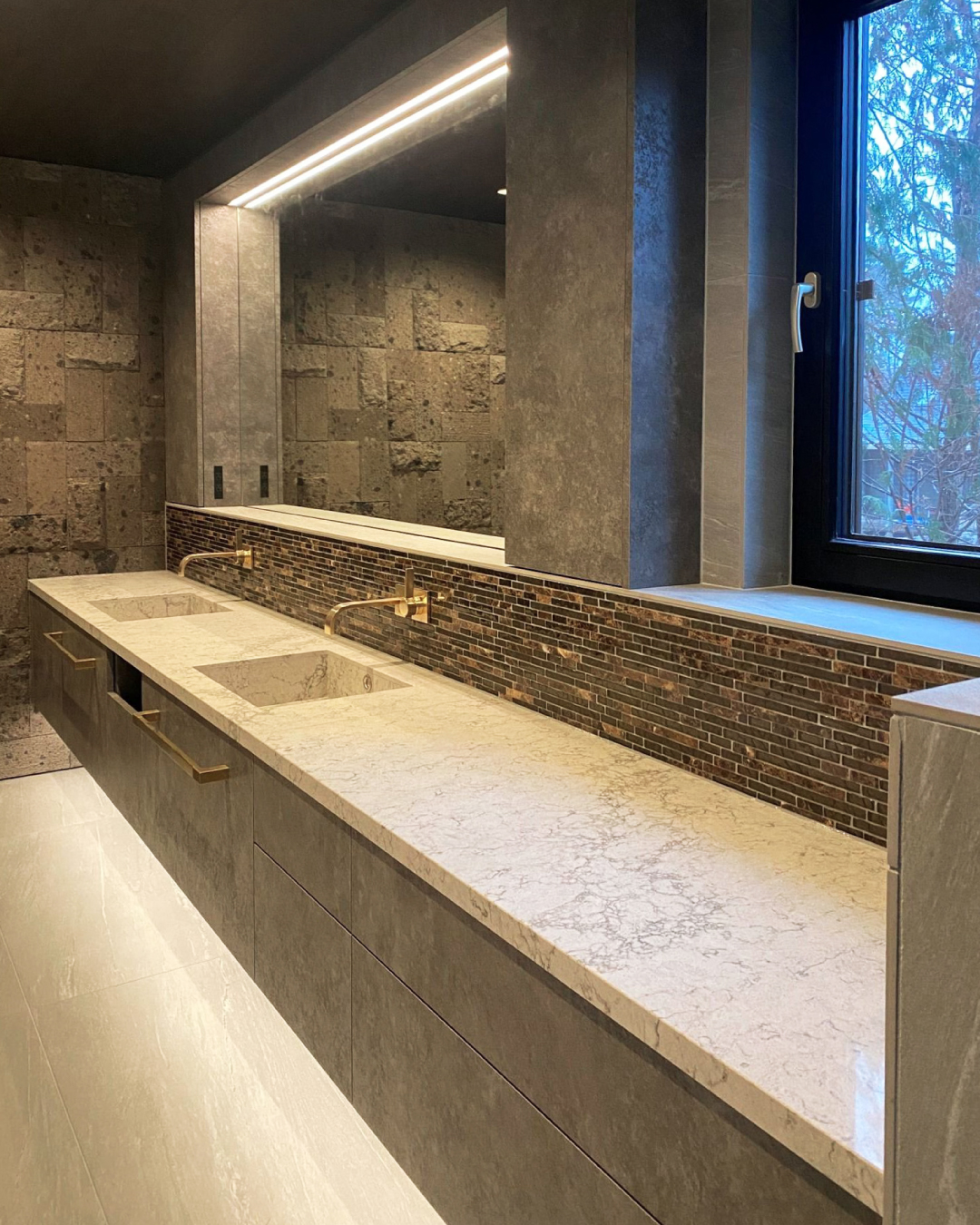 ゆったりと過ごす贅沢な洗面空間